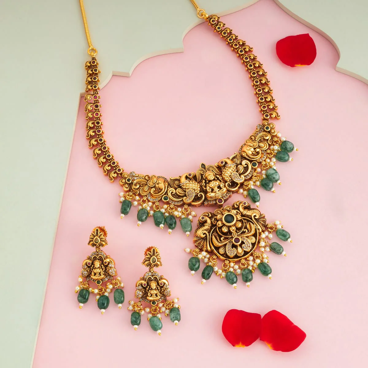 Antique Necklace 195156 - Image 2