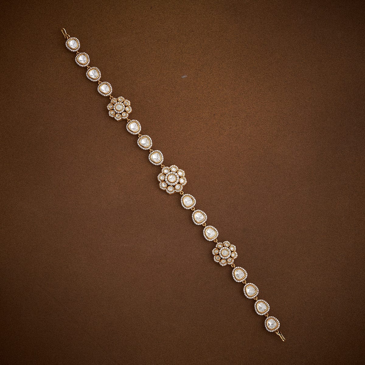 Kundan Tikka 181387 - Image 2
